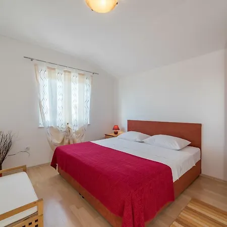 Apartments Jakovcev Betina  Exterior foto