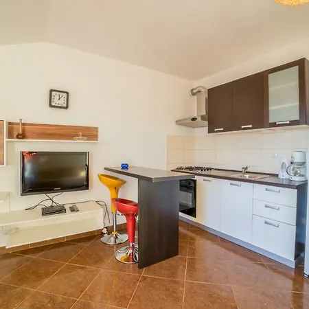 Apartments Jakovcev Betina  Exterior foto