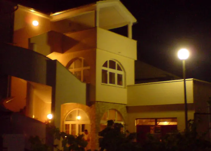 Apartments Jakovcev